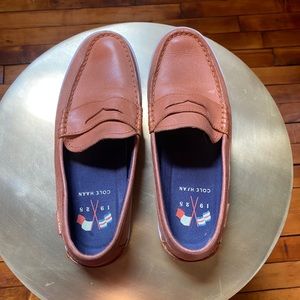 Cole Haan Nantucket Loafer, Leather, Color - Acorn, Men’s size 7.5 M